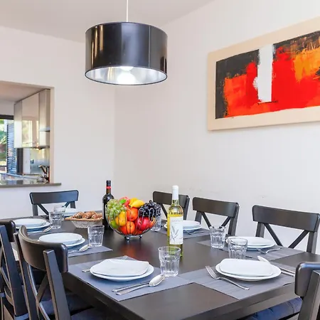 Townhouse Ocean Joy -com Piscina E Bbq Em Casa de Férias *